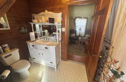 Salisbury Bed & Breakfast | Gillis Grier Bed & Breakfast