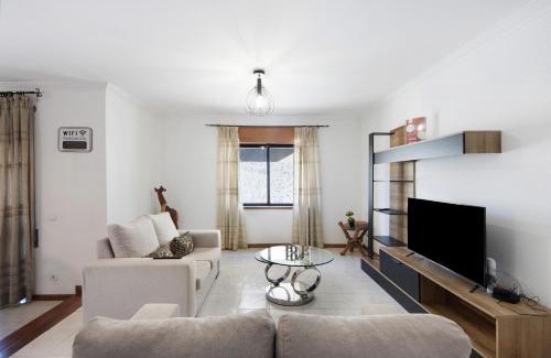 Rates Villa | Gilove House