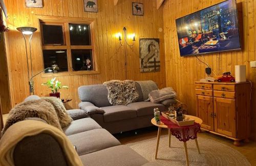 Sveitarfelagid Olfus Apartment | Giltún Warm and Scenic Cottage In The Heart of South