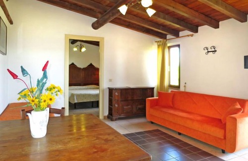Santo House | Ginestre 11 by Interhome