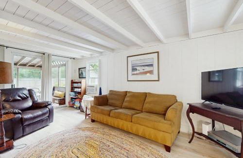 Oak Bluffs House | Gingerbread Dream