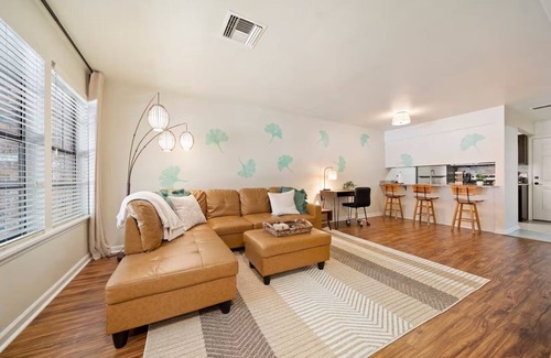 Tallahassee House | Ginkgo Zen Retreat-FSU/FAMU/TCC