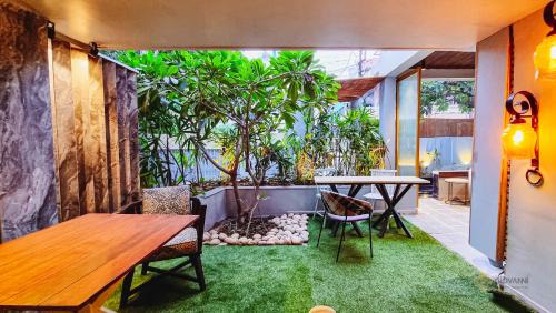 Bhopal House | Giovanni House