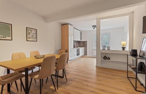 Niedersfeld Apartment | GIPFELSTÜRMER Winterberg-Niedersfeld mit Infrarotsauna, Yoga, Netflix, WLAN