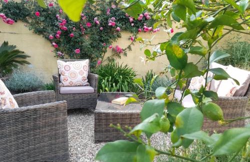 Riola Sardo Bed & Breakfast | Girasole Boutique B&B