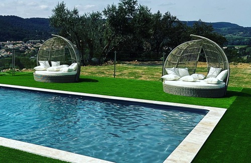 Cessenon-sur-Orb Apartment | Gîte 2/4 people with swimming pool and view of the Orb valley