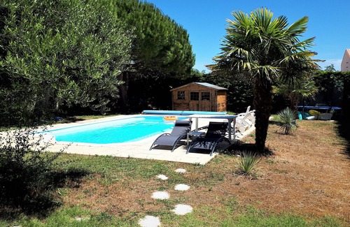 Quartier des Boucholeurs Villa | Gîte 3* private swimming pool, large garden, 300m from the beach