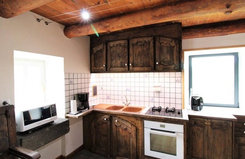 Albepierre-Bredons Cottage | Gite Albepierre-Bredons, 3 bedrooms, 4 persons