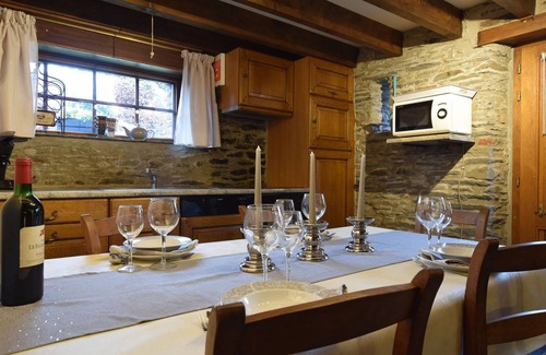 Tavigny Cottage | Gite at the Calm way in the Center
