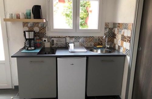 Le Pouget House | gite Au Bout du Chemin