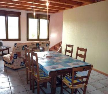 Les Hopitaux-Neufs Apartment | Gite au calme