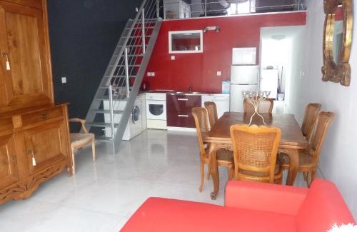La Meilleraie-Tillay Apartment | Gite Au Cheval D'or