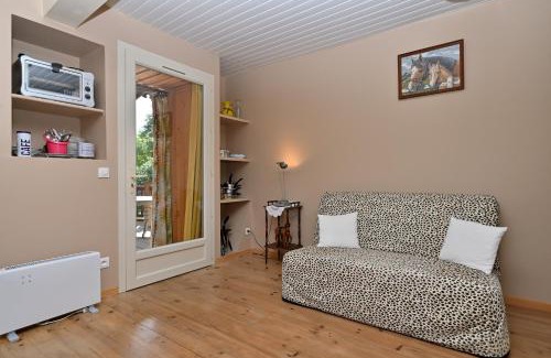 Castelnau-Durban House | Gite Au Milieu Des Chevaux Mérens