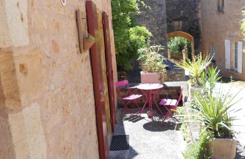 Biron House | Gite bironais "studio"