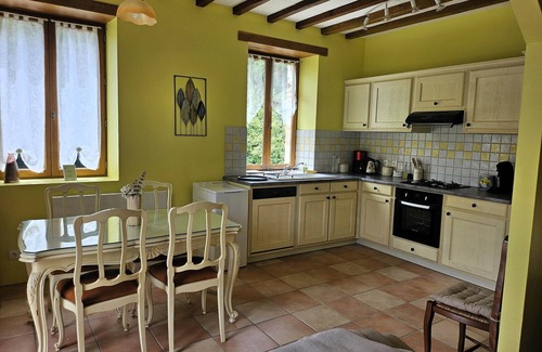 Rille House | Gîte Bordeaux, cozy with a private forest