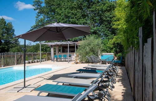 Pujaudran Cottage | Gite Bouconne, air-conditioned studio with terrace for 1 or 2 people - shared outdoor swimming pool