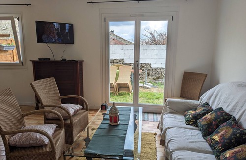 Chassey-Beaupre Cottage | Gite Chassey-Beaupré, 3 bedrooms, 6 persons