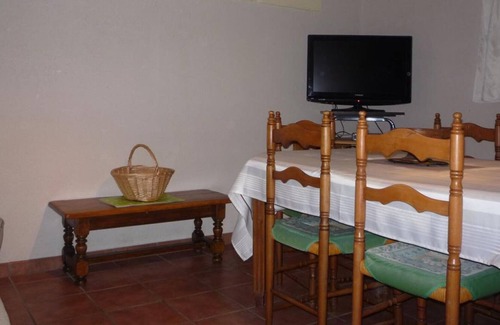 Cheille Cottage | Gite Cheillé, 3 bedrooms, 6 persons