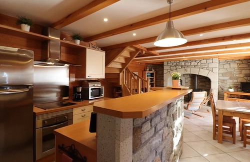 Collandres Cottage | Gite Collandres, 2 bedrooms, 4 persons