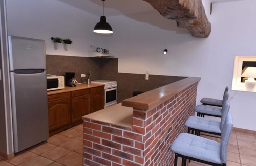 Cressanges Cottage | Gite Cressanges, 3 bedrooms, 6 persons