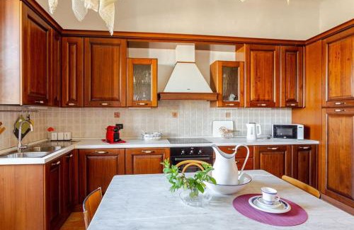 Serrazzano House | gite Da Clara
