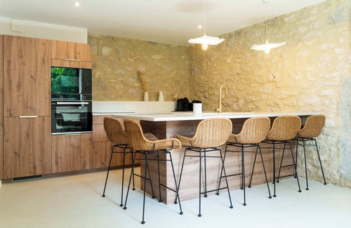 Premanon Apartment | Gite de charme : vue montagne et détente assurée