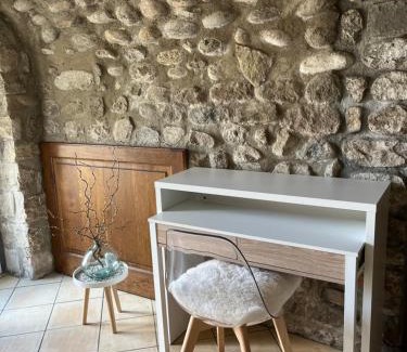 Aubenas Bed & Breakfast | GITE DE LA CAPPELLA - CHAMBRE D'HÔTES A VOLTA