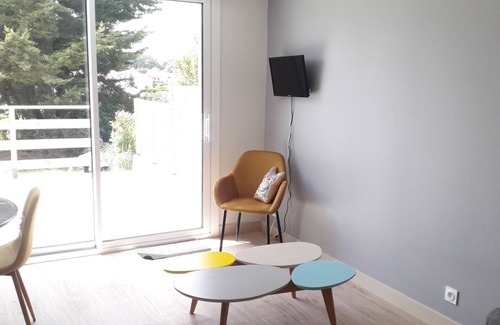 Saint-Laurent-sur-Sevre House | Gite de la Mésange