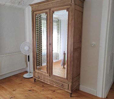 Sainte-Luce-sur-Loire Apartment | GITE DE LA JANIERE