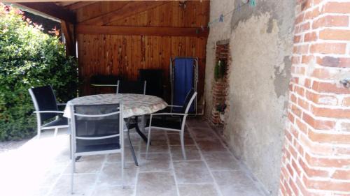 Louchy-Montfand House | Gite de Marcureau