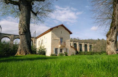 Plombiees-Les-Dijon House | Gite Domaine de Neuvon