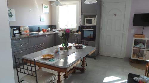 Condorcet House | Gite Du Bas - Le Petit Tilleul