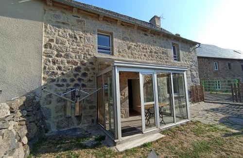Nasbinals House | Gite du carrairou