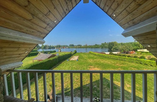 Ardres House | Gite du lac du Palentin Ardres