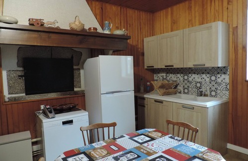 Manzat House | Gite du Montel, north of the Auvergne volcanoes natural park