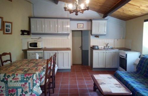 Mareuil-Sur-Lay-Dissais House | Gite Du Rocher
