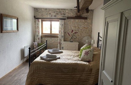 Baignes-Sainte-Radegonde Other | Gite with exclusive pool use - peaceful location. Charente, France