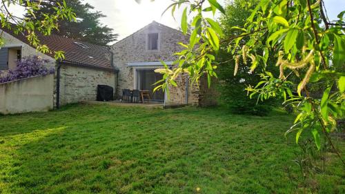 Saint-Christophe-du-Ligneron House | Gites O Ptit Bonheur - Vendée - 2 Maisons de 85 m2 chacune avec piscine extérieure chauffée & couverte