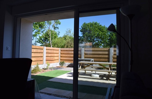 Saint-Michel-Chef-Chef House | Gite Grande marée - house for 6 to 8 people, close to beaches and shops