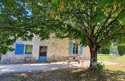 Touffailles House | Gite in Quercy 5 people, swimming pool, tennis court