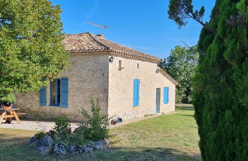 Touffailles House | Gite in Quercy 5 people, swimming pool, tennis court
