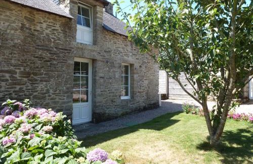 Saint-Grave House | Gite Ker Maria Gite Ker Louis Piscine