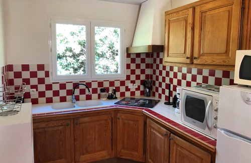 Saint-Christol-Les-Ales House | Gîte 'L'Olivier' at Heike and Didier's, shared pool, Wi-Fi and air conditioning