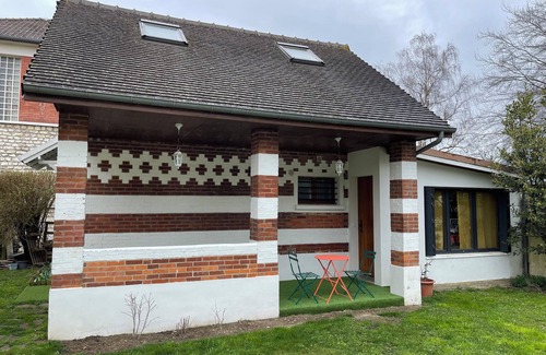 Combs-la-Ville House | Gite la Briquette 6 persons near RER D. Paris 30 min. away.