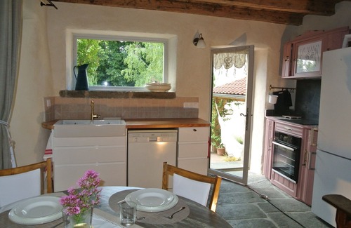 Montaigut-le-Blanc House | Gîte la maisonnette in the heart of Auvergne