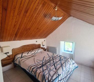 Saint-Chely-du-Tarn House | Gite la maison de Jules