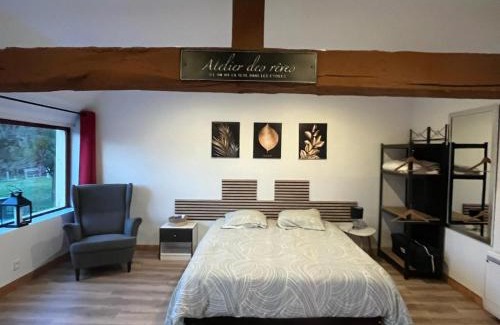 Juvigny les Vallees House | gite "La Renaudaie" - piscine