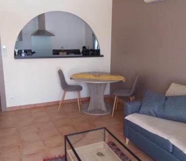 Mouries House | Gite La RESTANCO