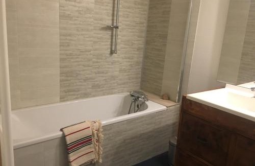 Blaye Apartment | Gite la Tropezienne