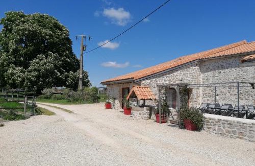 Parthenay House | Gite Le marronnier - Parthenay - 10 personnes - Gite à la campagne à 3 kms du centre-ville